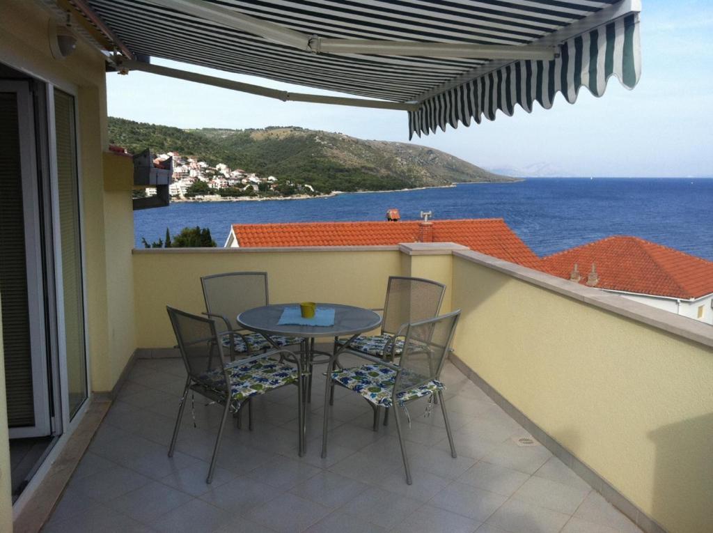 Apartments Vito Trogir Bilik gambar